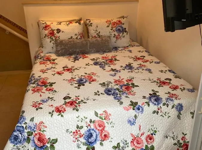 Casa Predio Triplex - Faneca * Nazaré