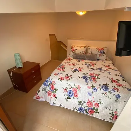 Casa “prédio” Triplex Сasa de vacaciones Nazaré